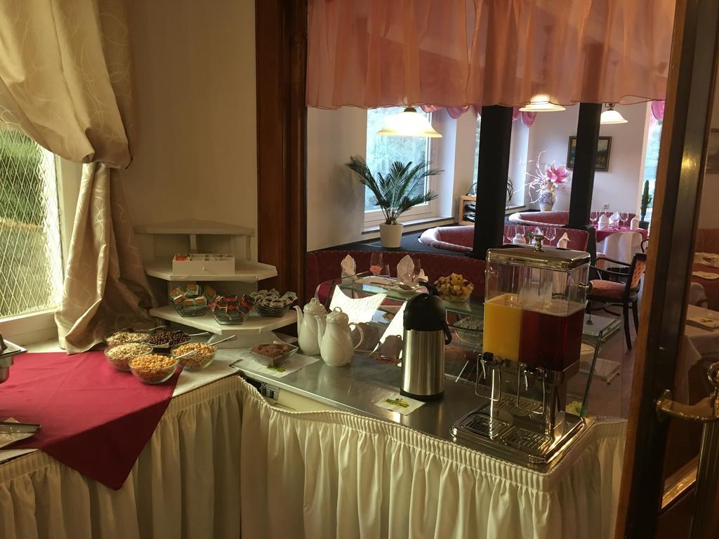 Hotel Glueck Auf & Buergerkeller باد غروند المظهر الخارجي الصورة